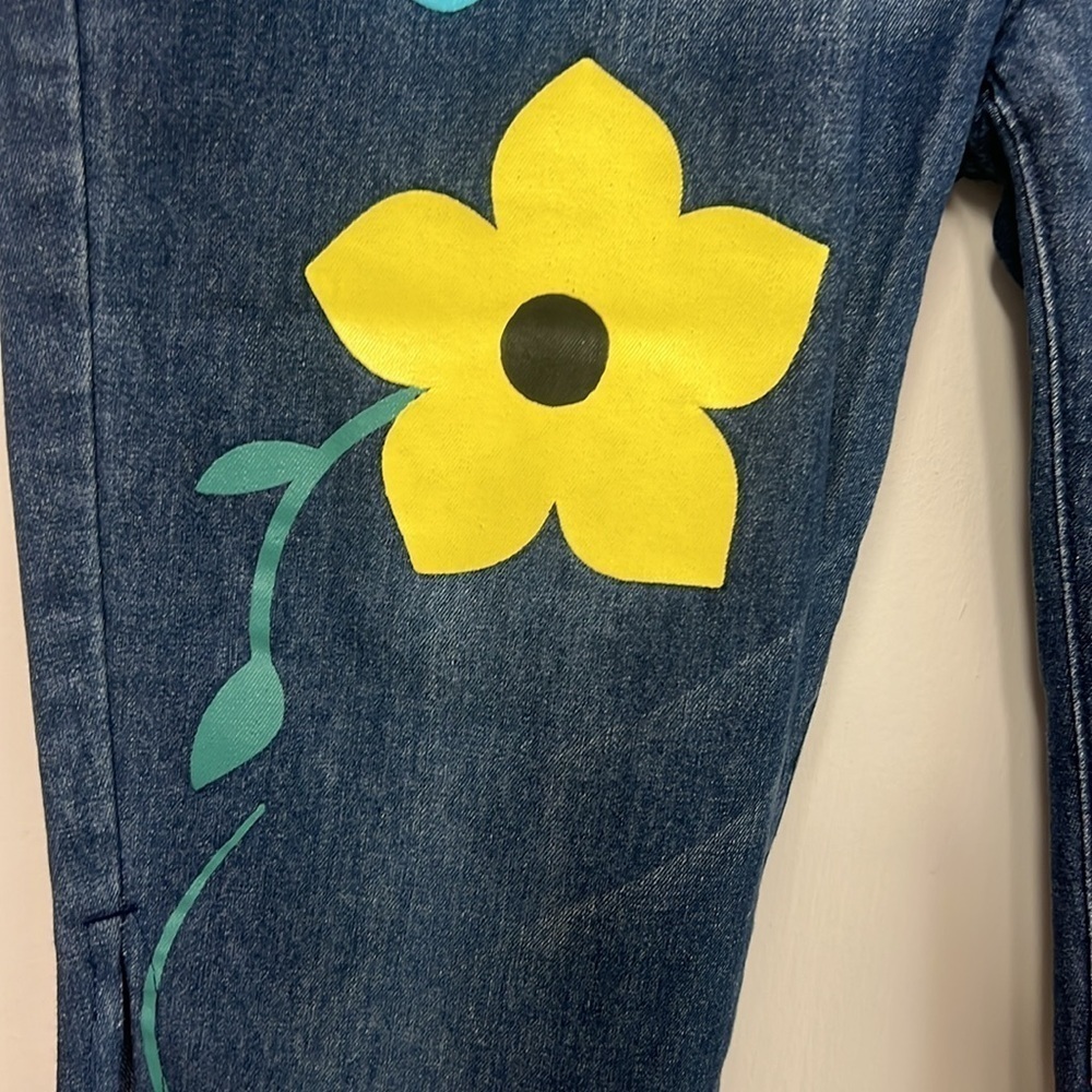 Painted capri jean’s, 4 pockets, button fly, Size S, painted on front only - Picture 9 of 10